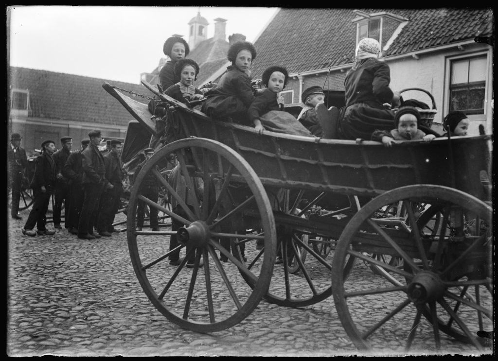 Afbeelding 2. 1919 Collectie Antonie Bas Backer. Foto 002