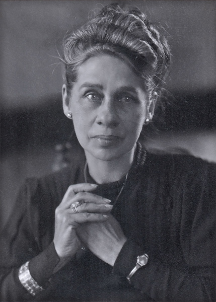 Portret Tony de Ridder. [Collectie Stichting Heemkunde Renkum via Wikimedia]